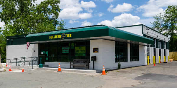 photo of the storefront