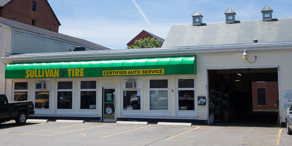 photo of the storefront